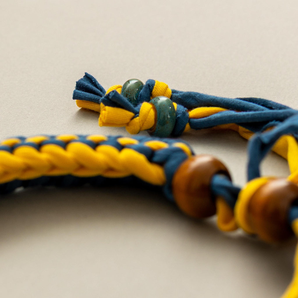 Collana ottanio e giallo