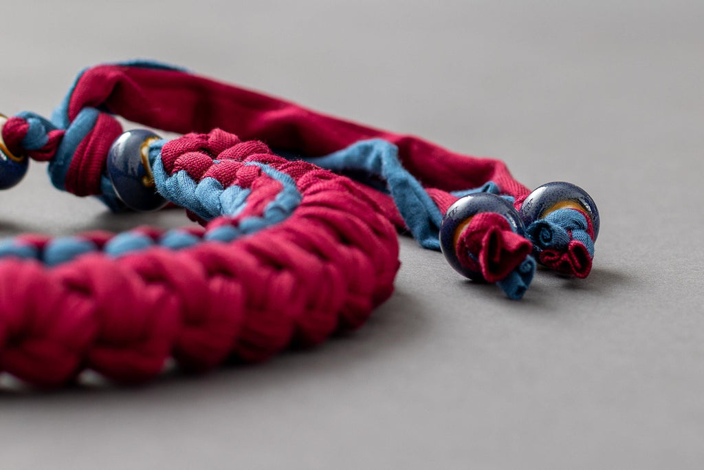 Collana bordeaux e ottanio