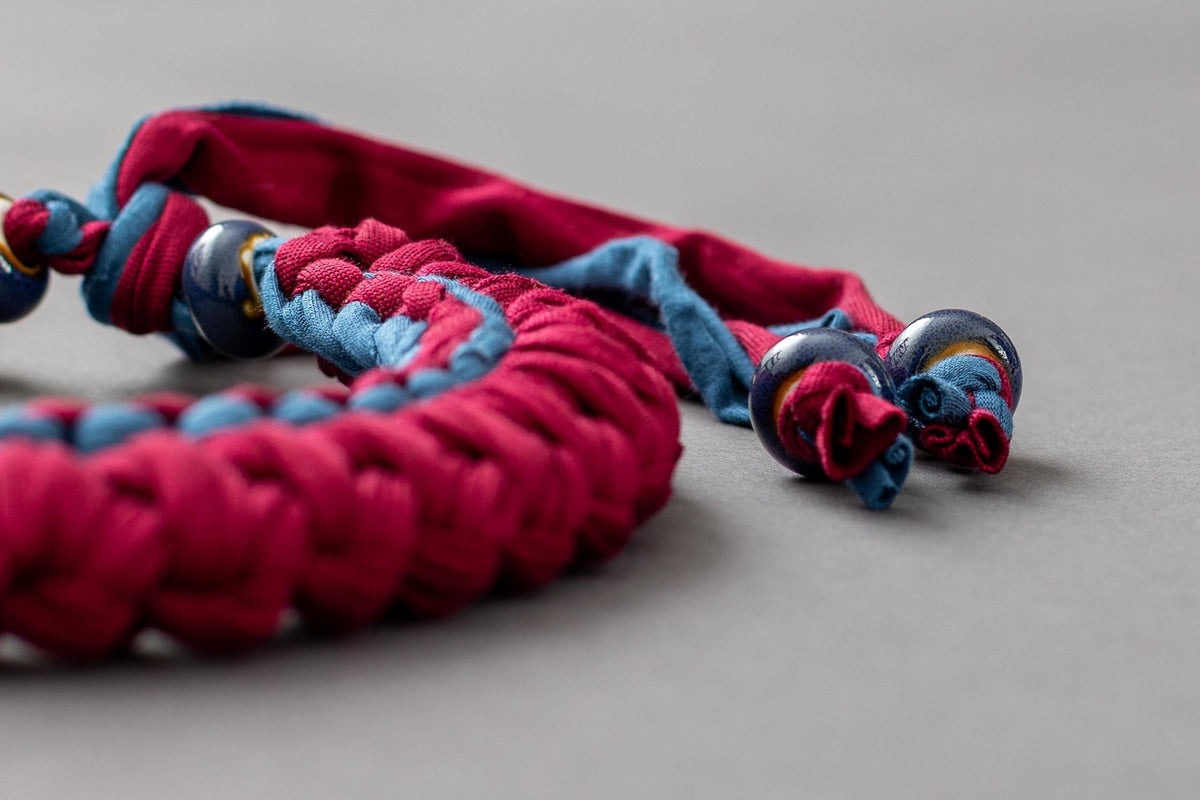 Collana bordeaux e ottanio