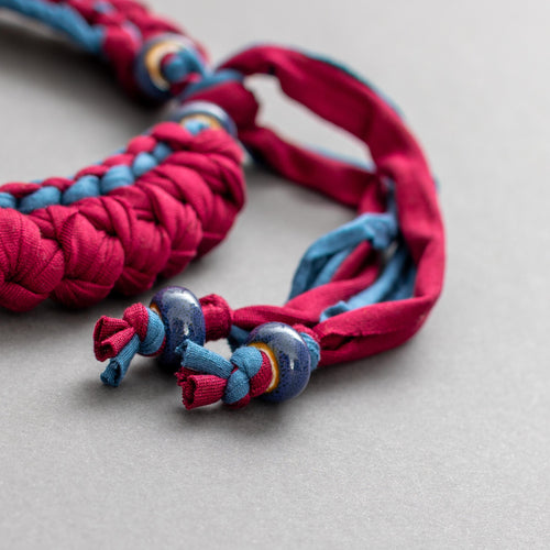 Collana bordeaux e ottanio