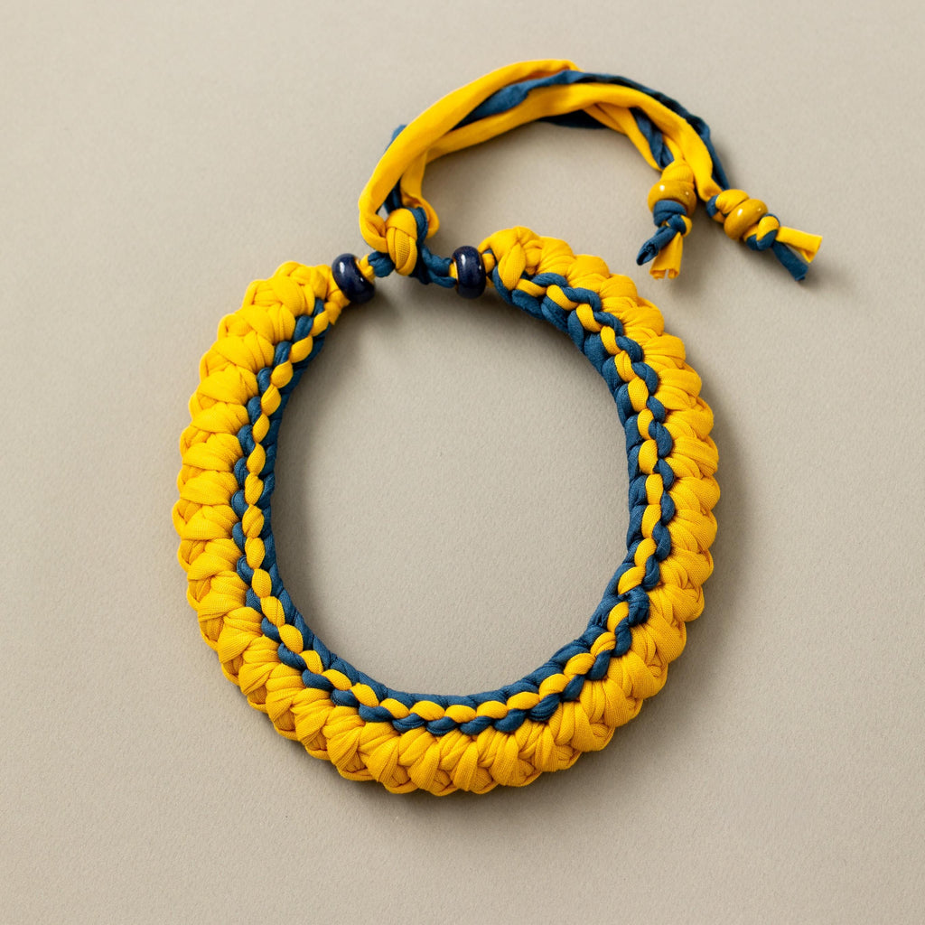 Collana giallo papera e ottanio