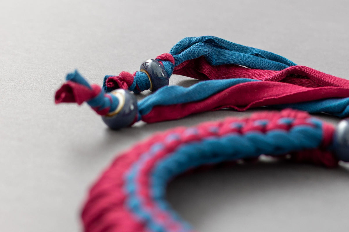 Collana bordeaux e ottanio