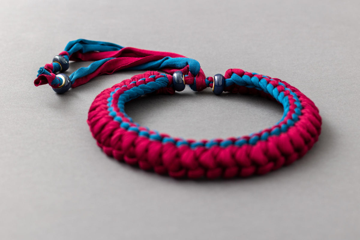 Collana bordeaux e ottanio