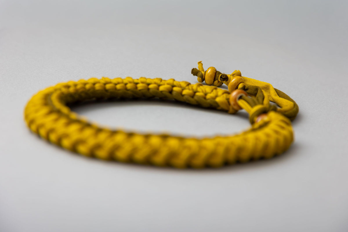 Collana senape e verde militare