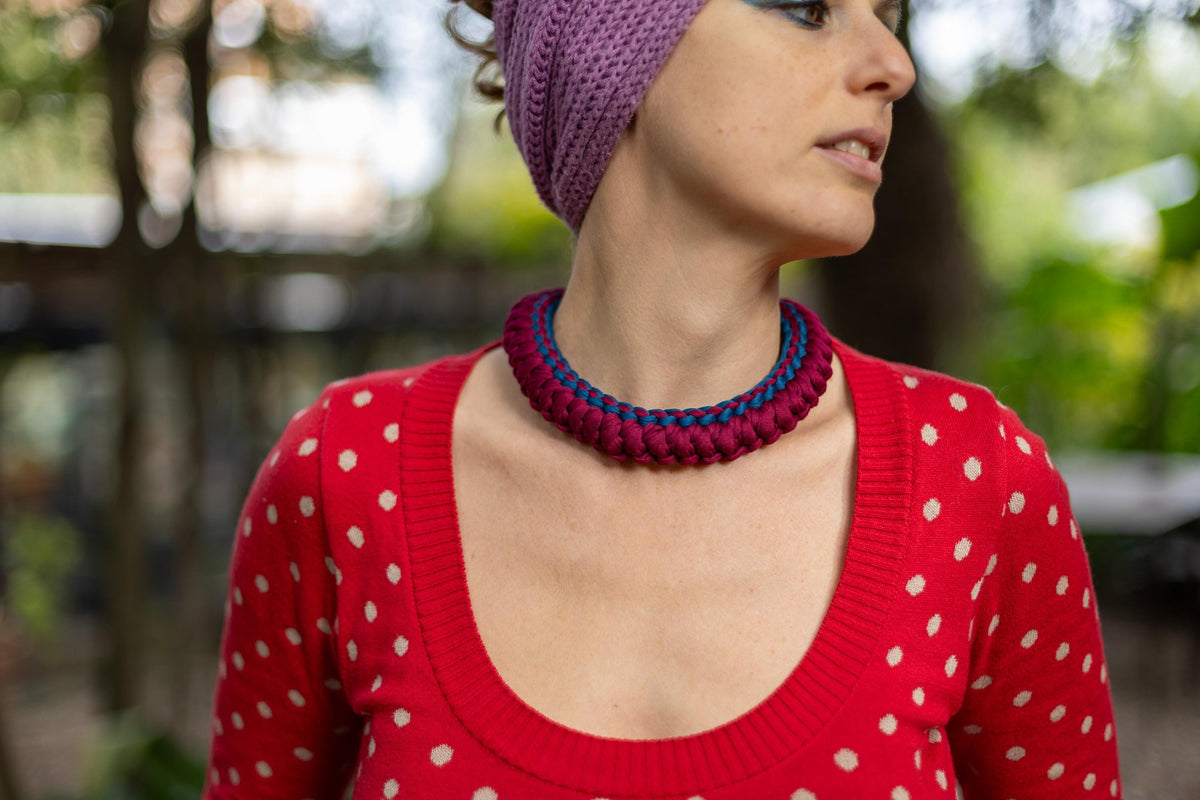 Collana bordeaux e ottanio