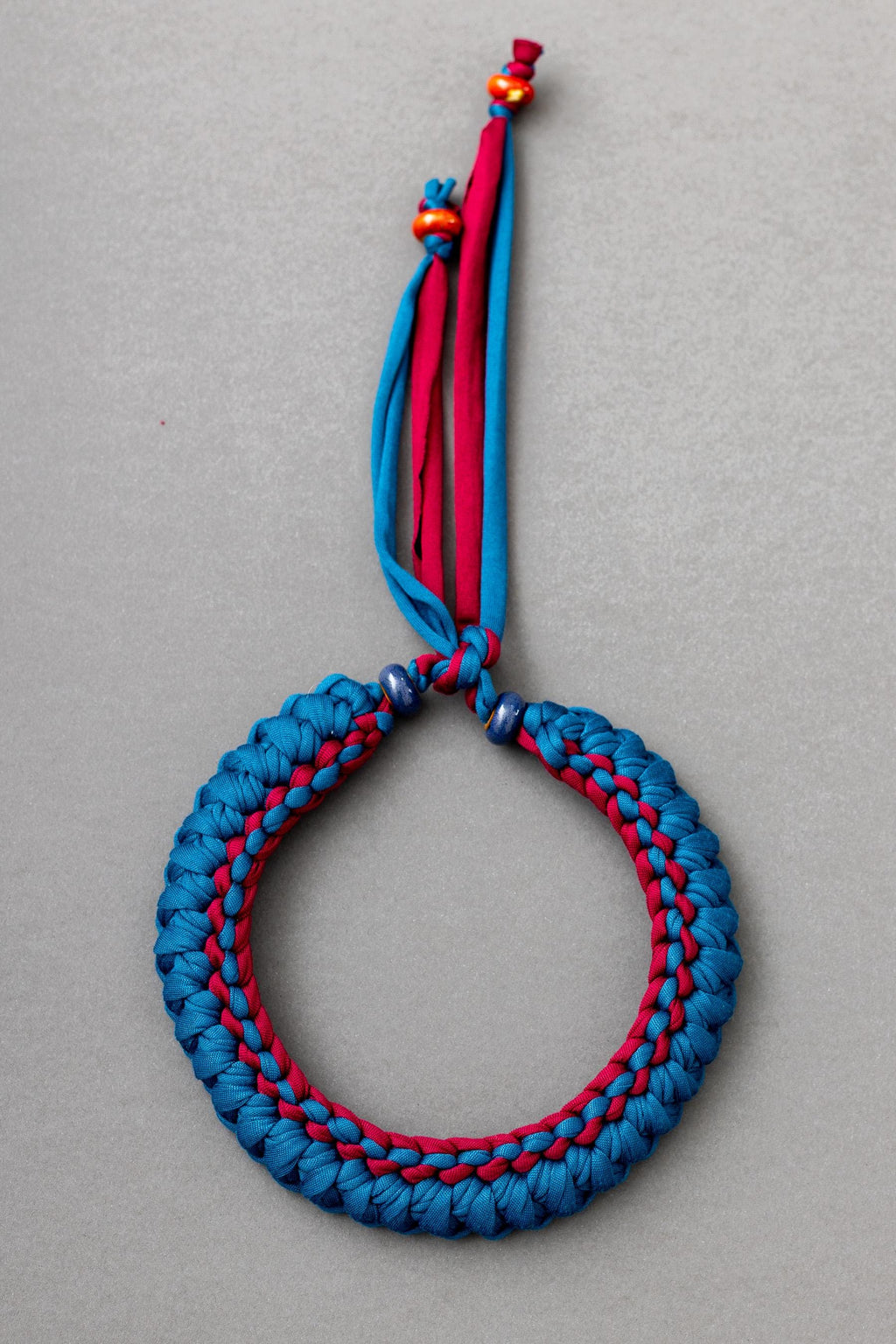 Collana ottanio e bordeaux