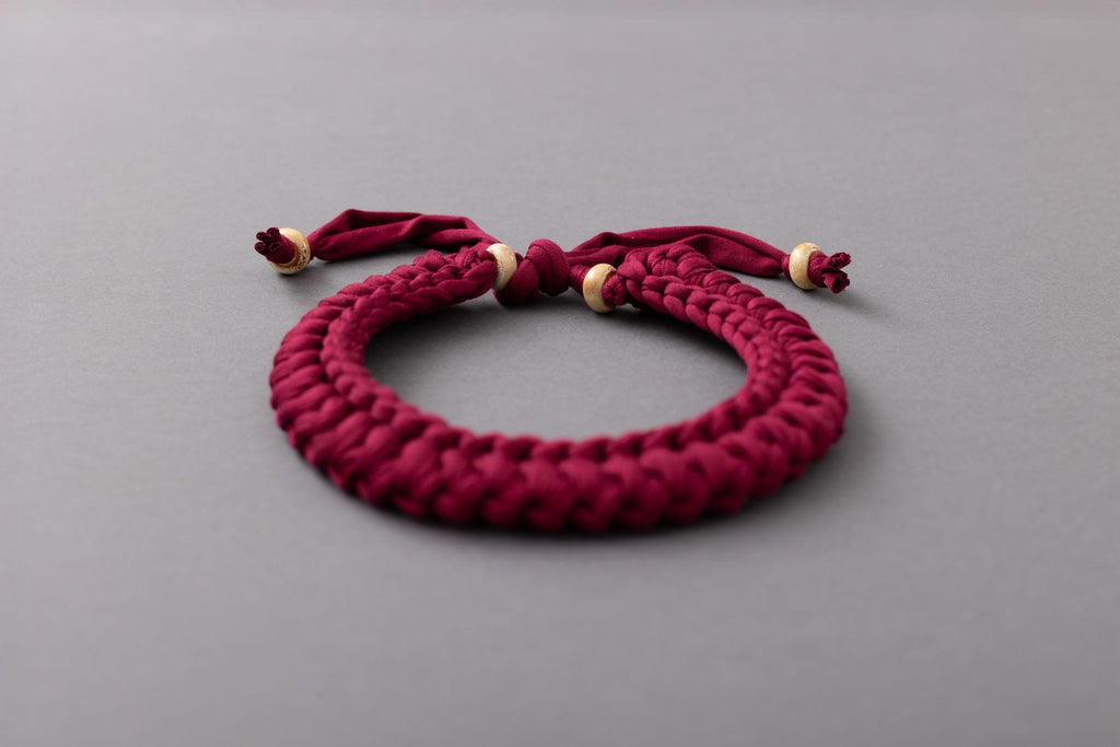 Collana rosso vino