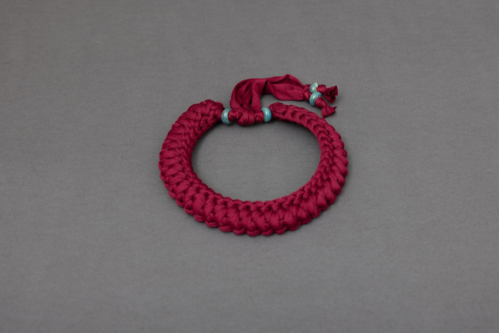Collana rosso vino