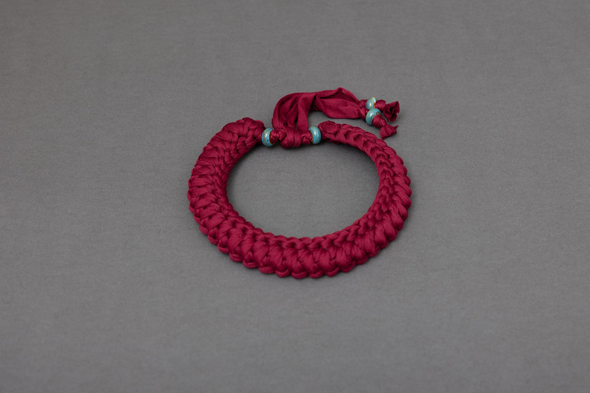 Collana rosso vino