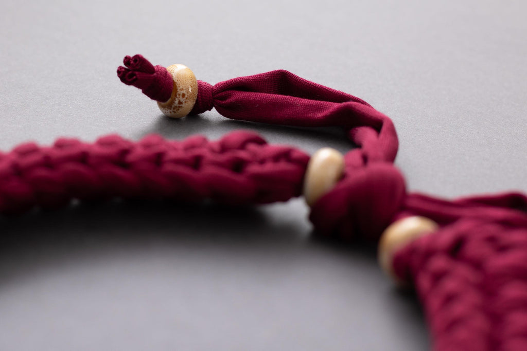 Collana rosso vino